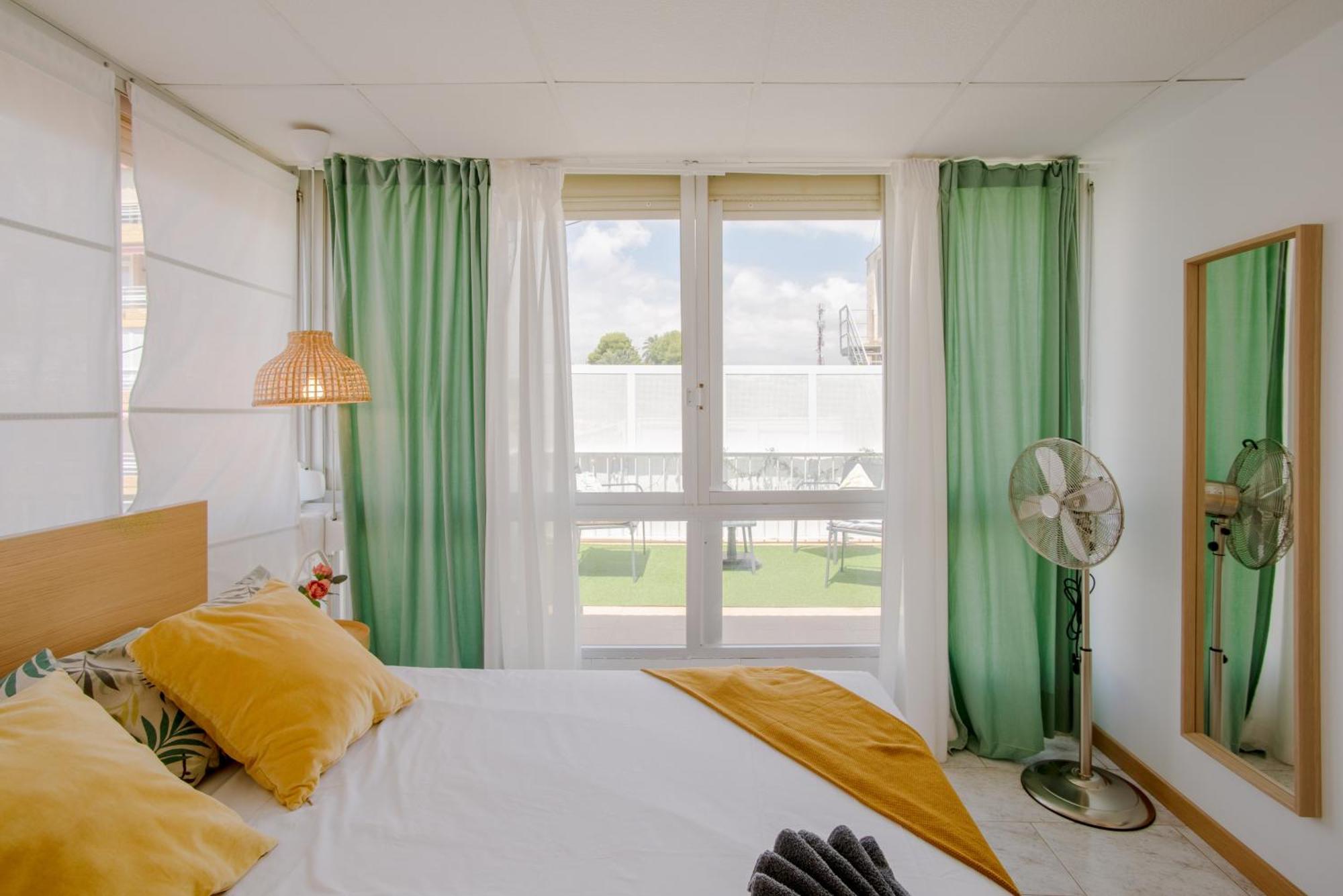 Apartamento Ático en 1ª línea con impresionantes vistas al mar El Campello Exterior foto