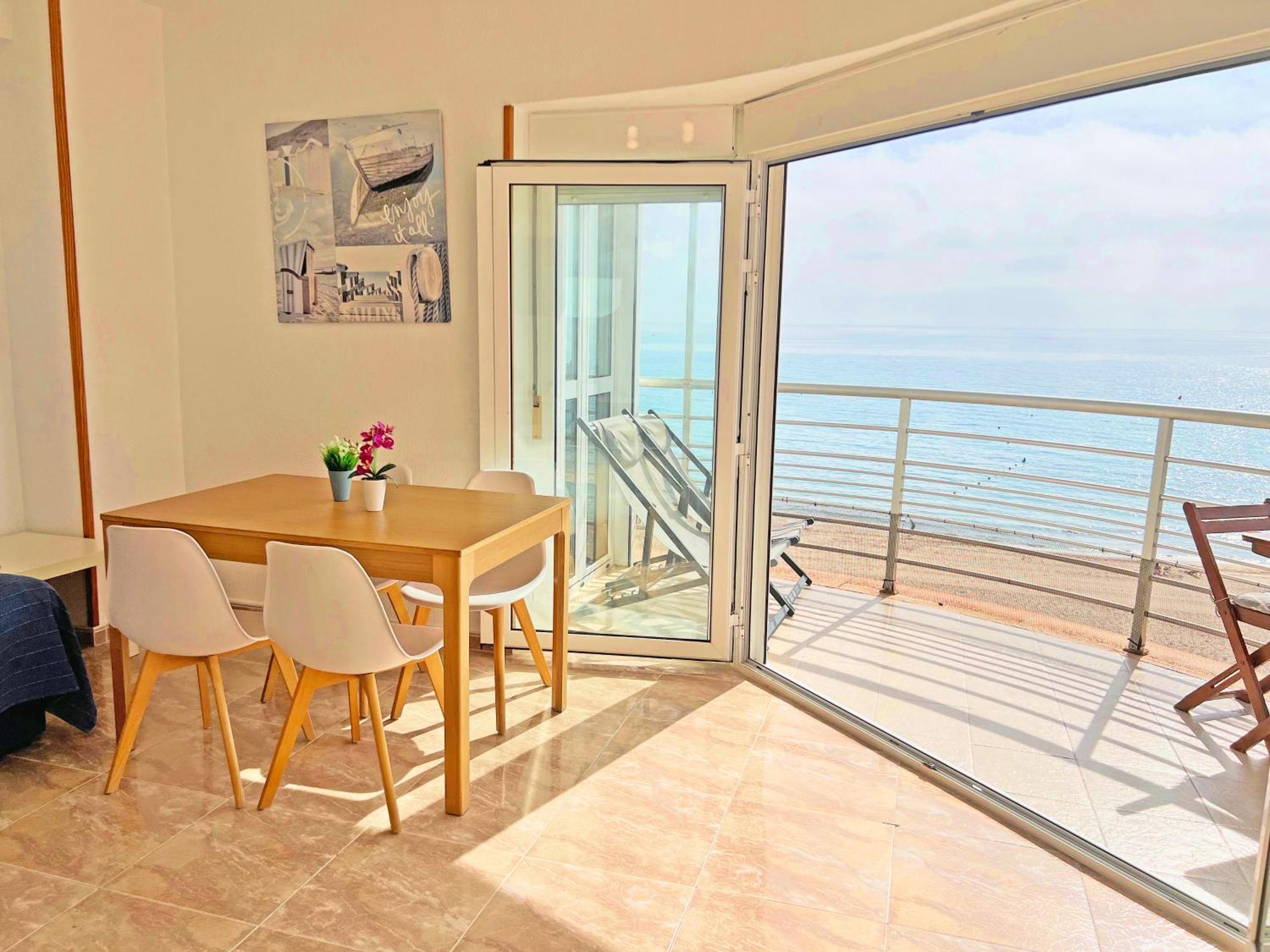 Apartamento Ático en 1ª línea con impresionantes vistas al mar El Campello Exterior foto
