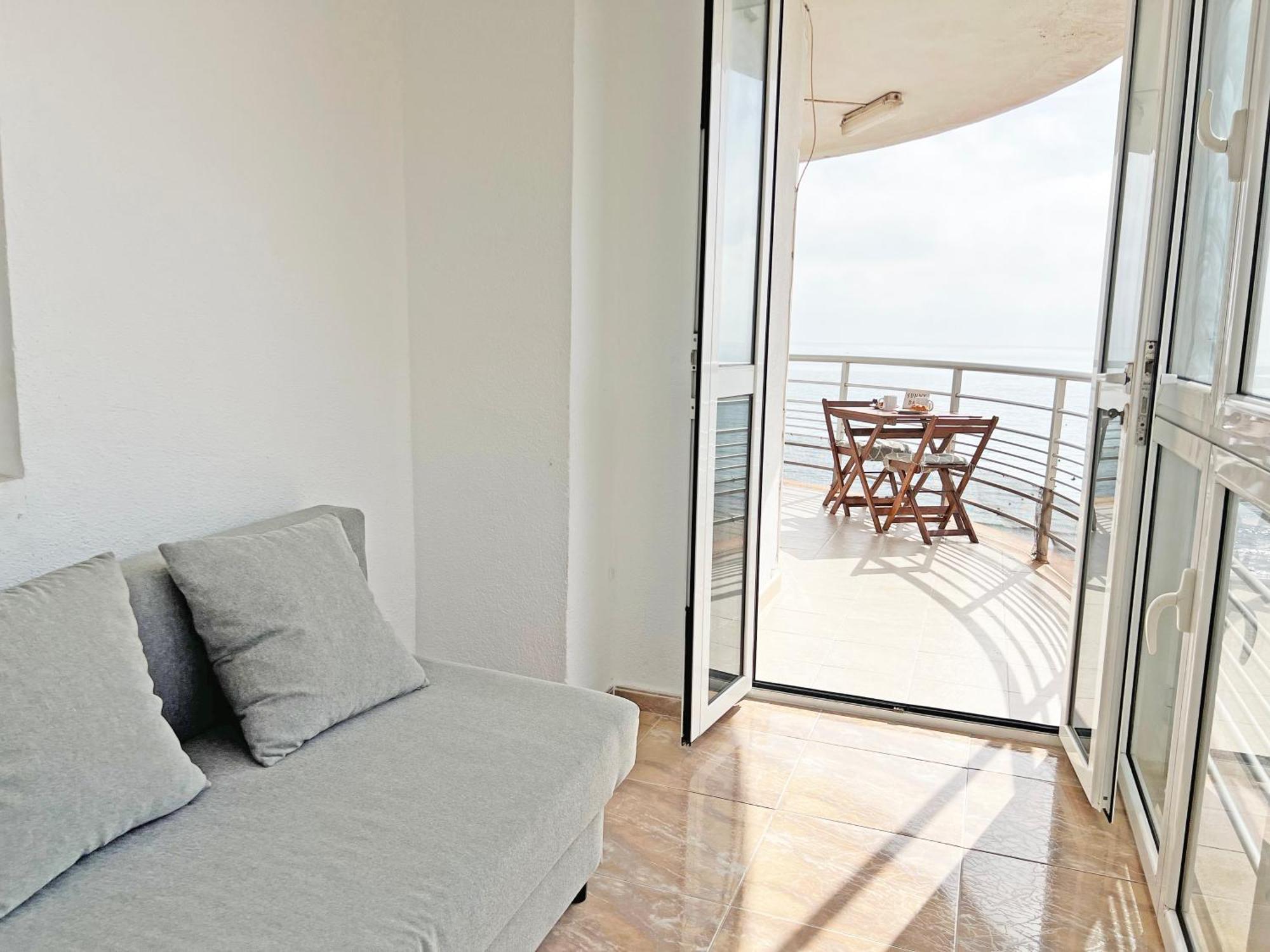 Apartamento Ático en 1ª línea con impresionantes vistas al mar El Campello Exterior foto
