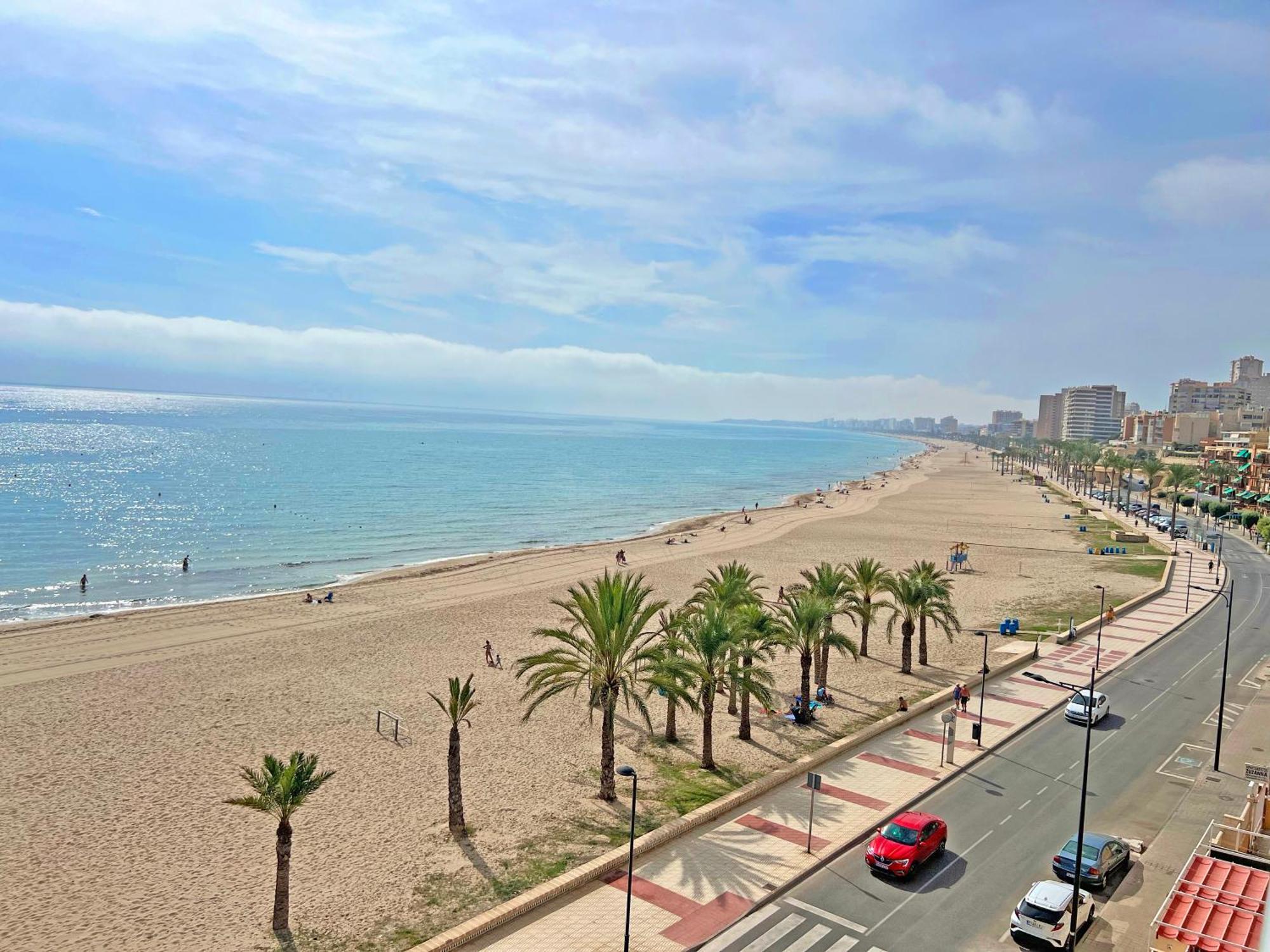 Apartamento Ático en 1ª línea con impresionantes vistas al mar El Campello Exterior foto
