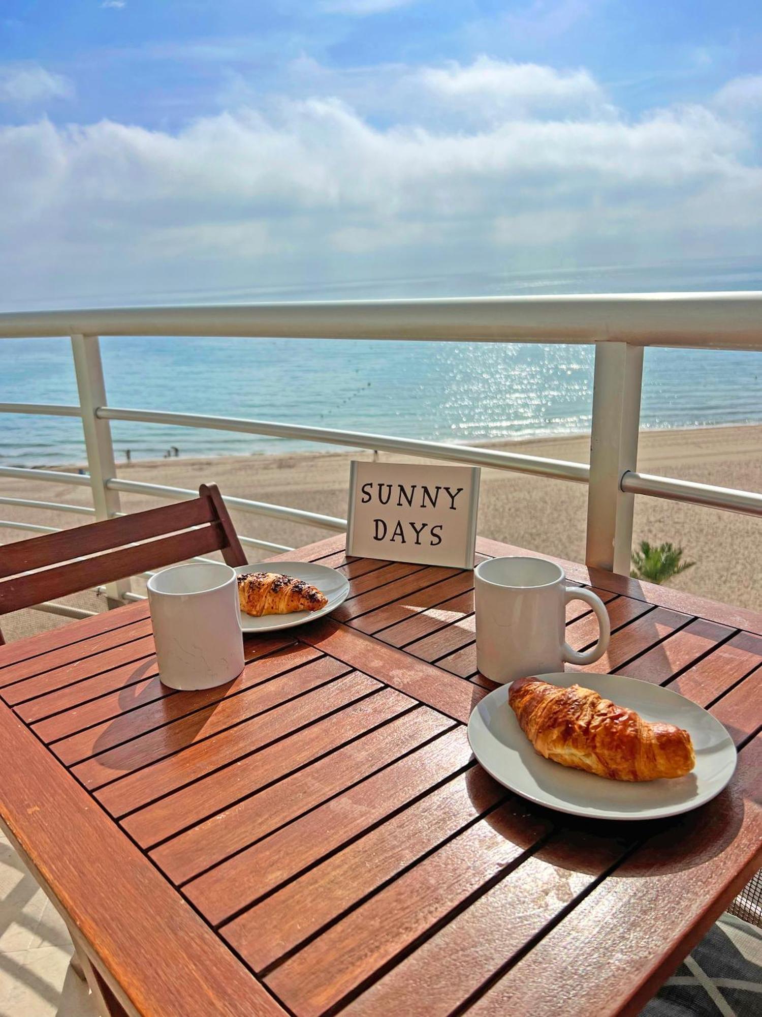 Apartamento Ático en 1ª línea con impresionantes vistas al mar El Campello Exterior foto
