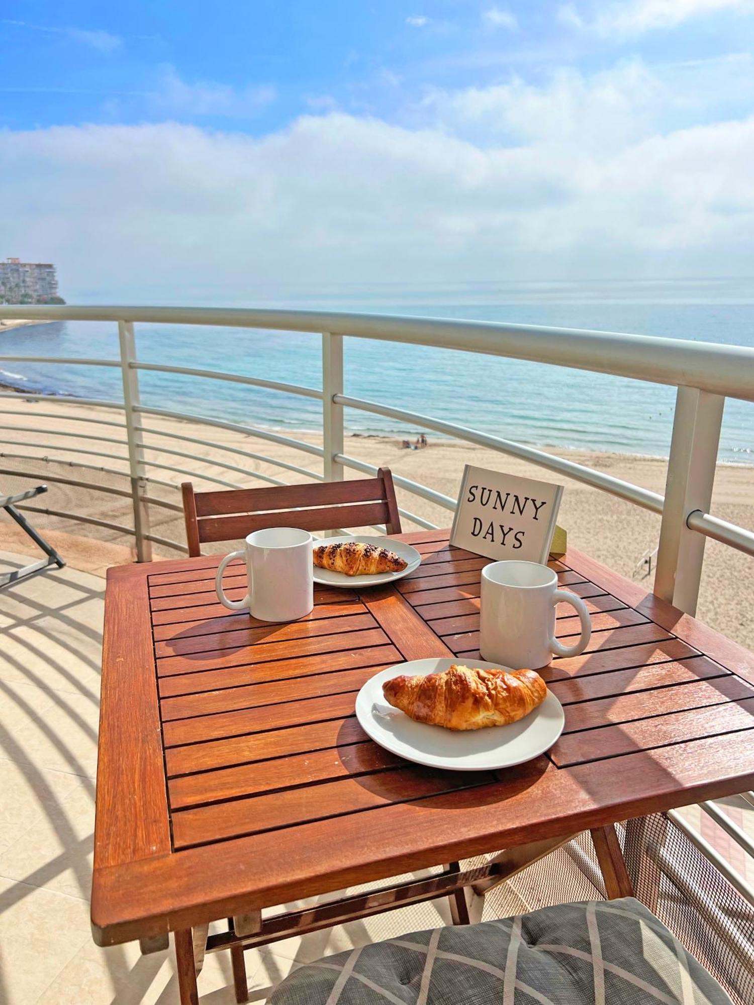Apartamento Ático en 1ª línea con impresionantes vistas al mar El Campello Exterior foto